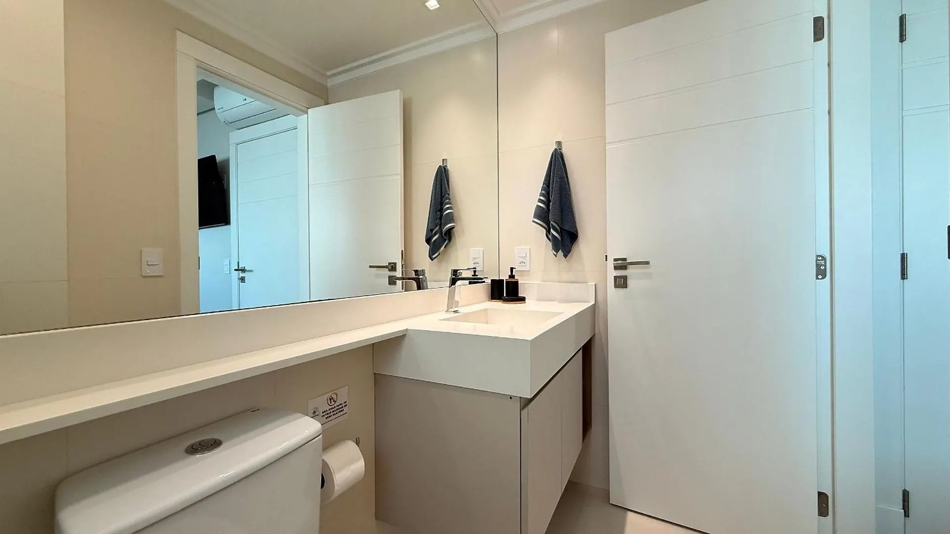 Appartement El01- Jacuzzi Vista Mar| 4 Garagens| Piscina à Balneário Camboriú Brésil